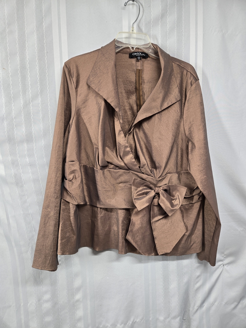 ONYX NITE BY WENDYE CHAITIN Soft-Twill Wrap Jacket in Taupe 3X